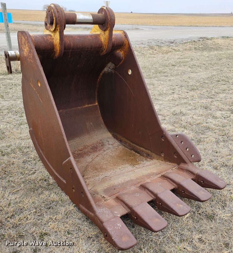 image for item DO4240 1979 Caterpillar 235  excavator