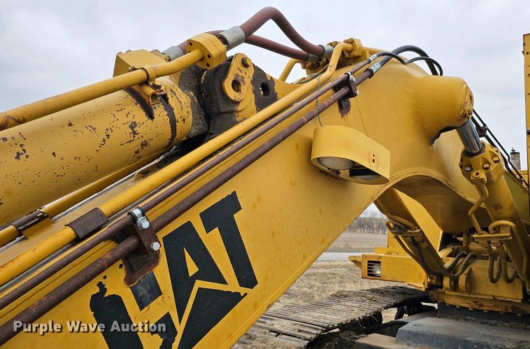image for item DO4240 1979 Caterpillar 235  excavator