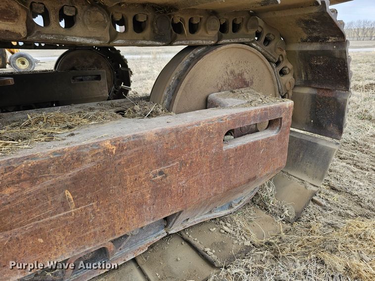 image for item DO4240 1979 Caterpillar 235  excavator