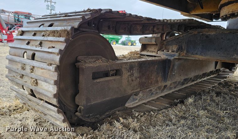 image for item DO4240 1979 Caterpillar 235  excavator