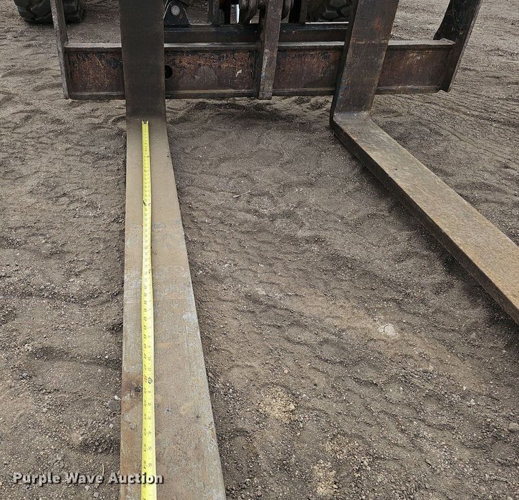 image for item DO4244 2007 Lull 944E-42  telehandler