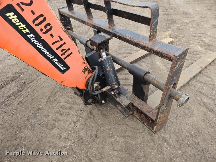 image for item DO4244 2007 Lull 944E-42  telehandler