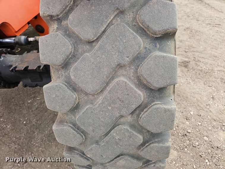 image for item DO4244 2007 Lull 944E-42  telehandler