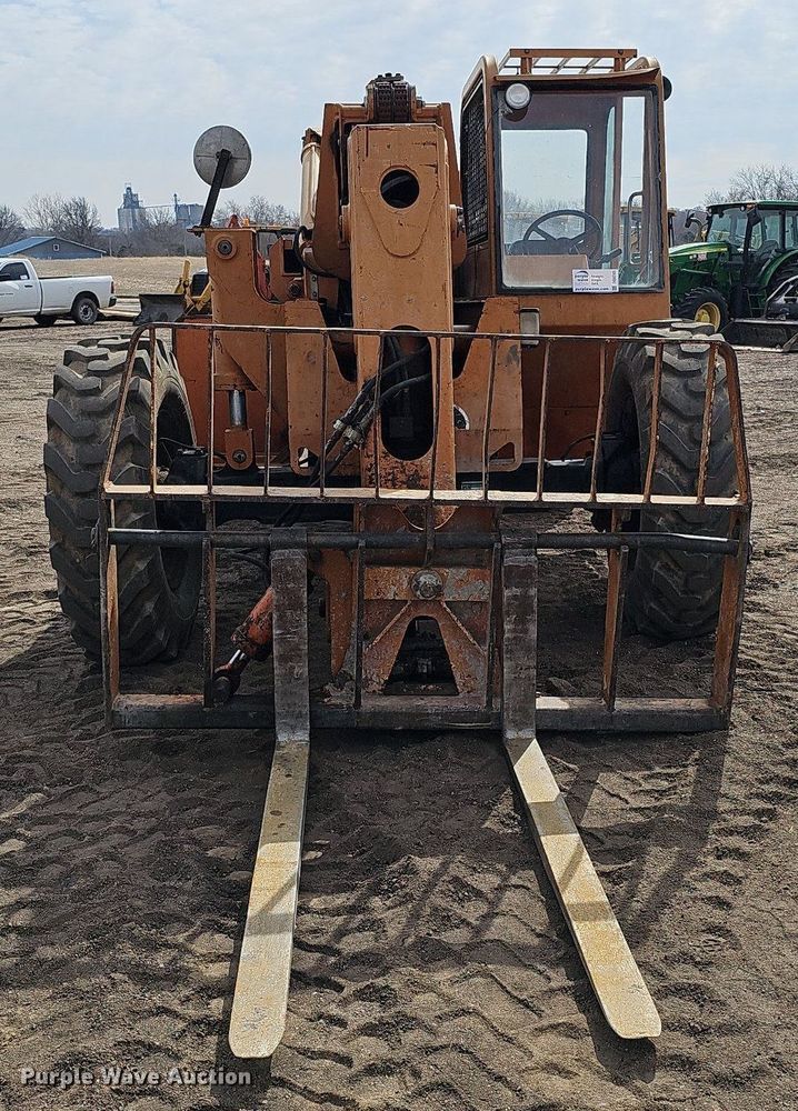 image for item DO4245 Lull 844C-42  telehandler