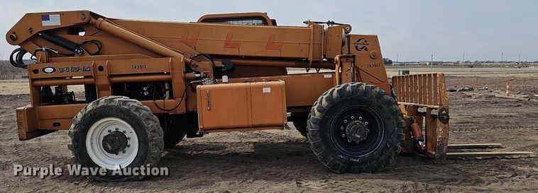 image for item DO4245 Lull 844C-42  telehandler