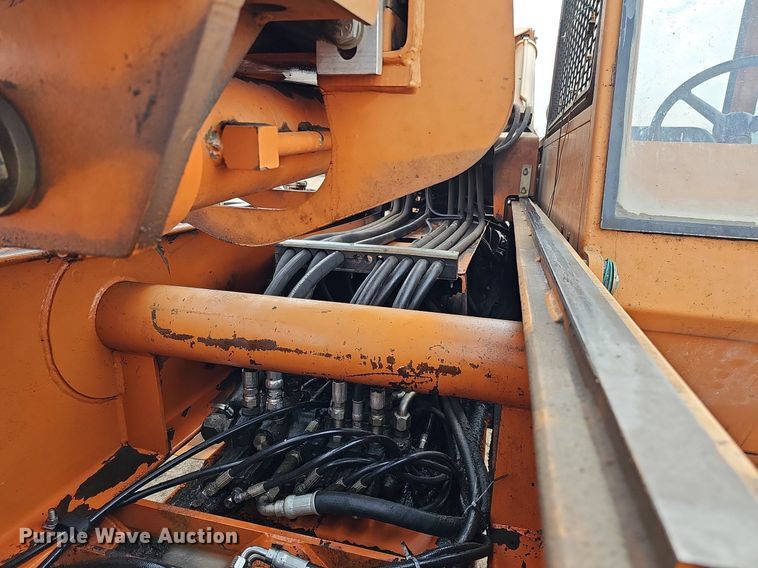 image for item DO4245 Lull 844C-42  telehandler