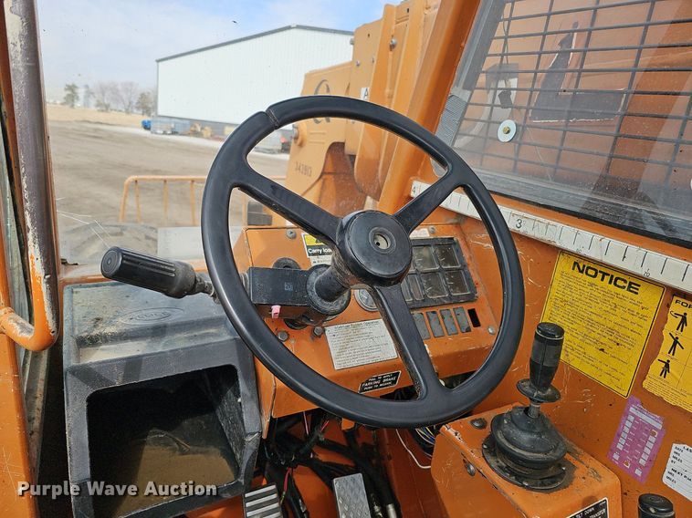 image for item DO4245 Lull 844C-42  telehandler