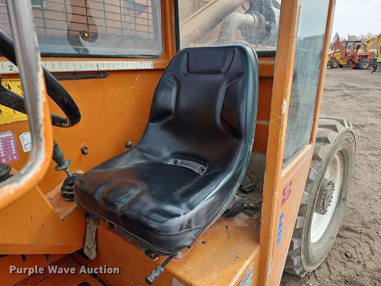 image for item DO4245 Lull 844C-42  telehandler