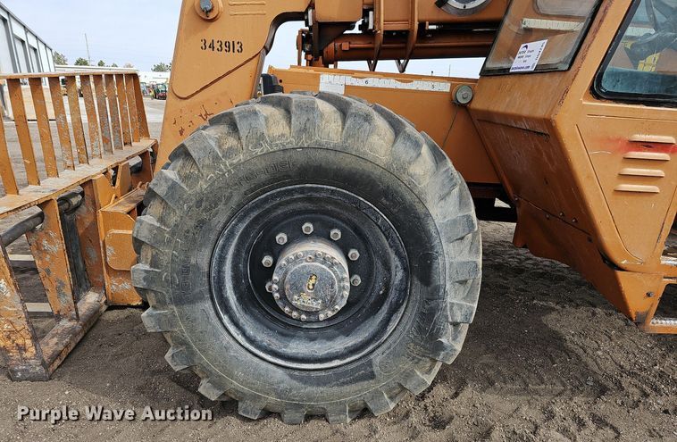 image for item DO4245 Lull 844C-42  telehandler