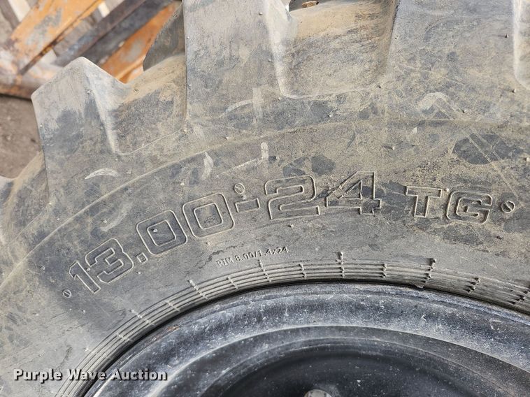 image for item DO4245 Lull 844C-42  telehandler