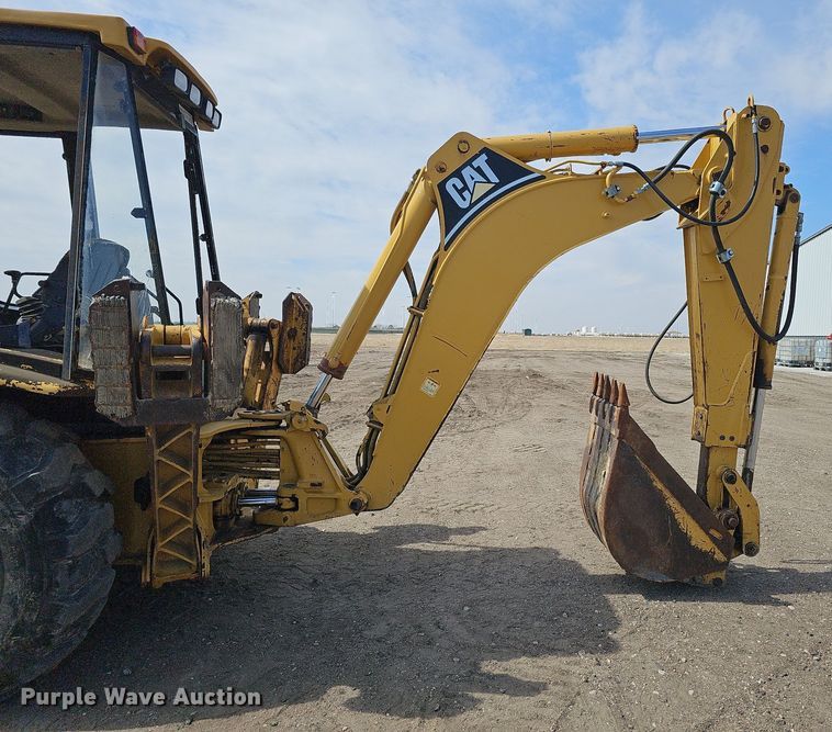 image for item DO4246 1999 Caterpillar 416C  backhoe