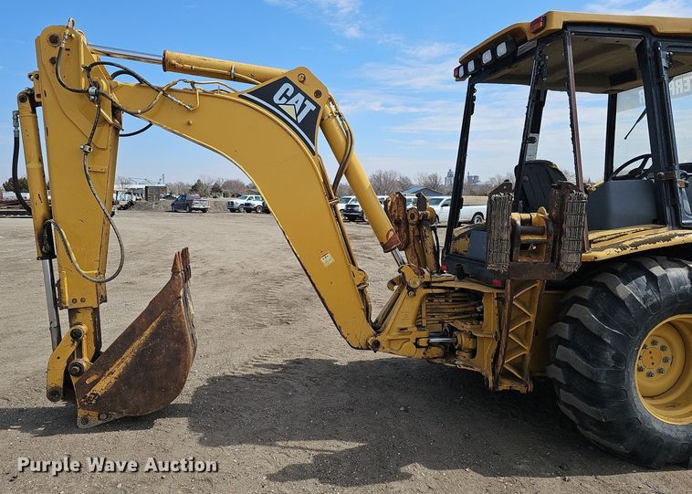 image for item DO4246 1999 Caterpillar 416C  backhoe