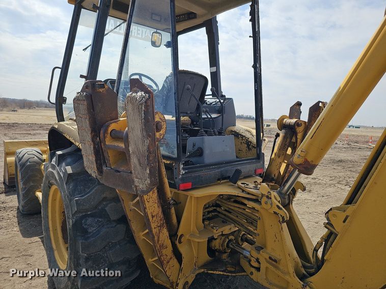 image for item DO4246 1999 Caterpillar 416C  backhoe