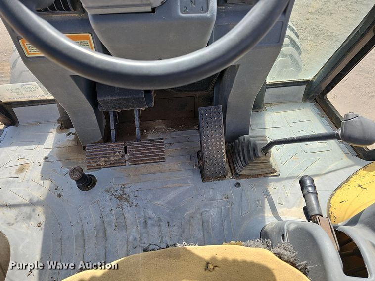 image for item DO4246 1999 Caterpillar 416C  backhoe