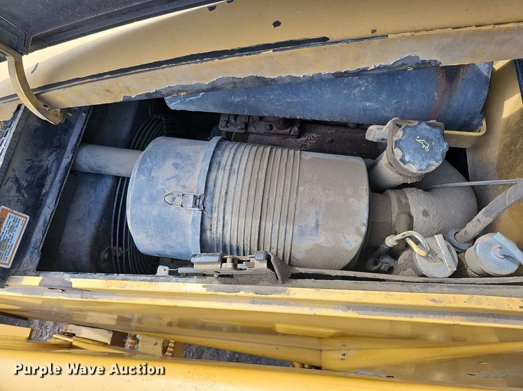 image for item DO4246 1999 Caterpillar 416C  backhoe