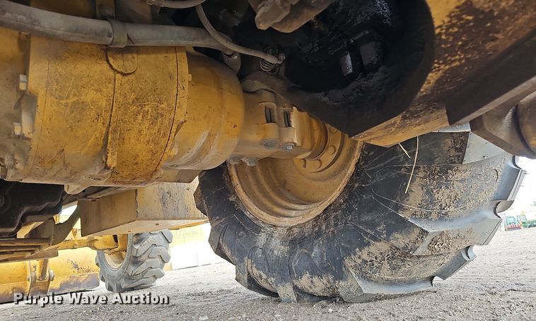 image for item DO4248 2002 Caterpillar 430D  backhoe