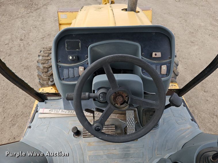 image for item DO4248 2002 Caterpillar 430D  backhoe