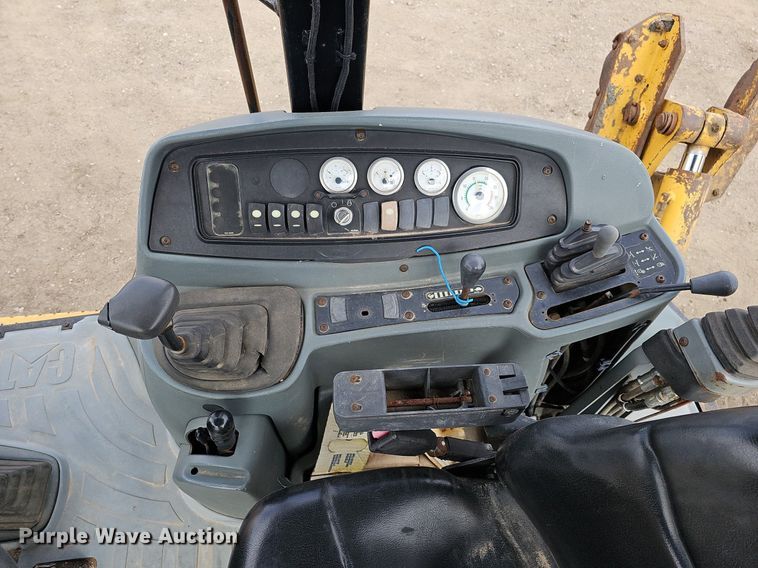 image for item DO4248 2002 Caterpillar 430D  backhoe
