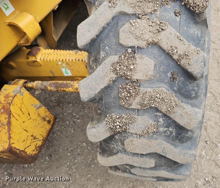 image for item DO4248 2002 Caterpillar 430D  backhoe