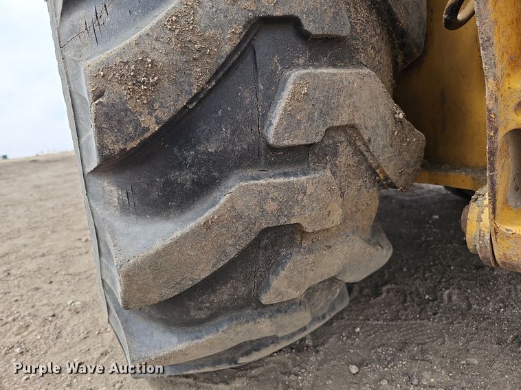 image for item DO4248 2002 Caterpillar 430D  backhoe