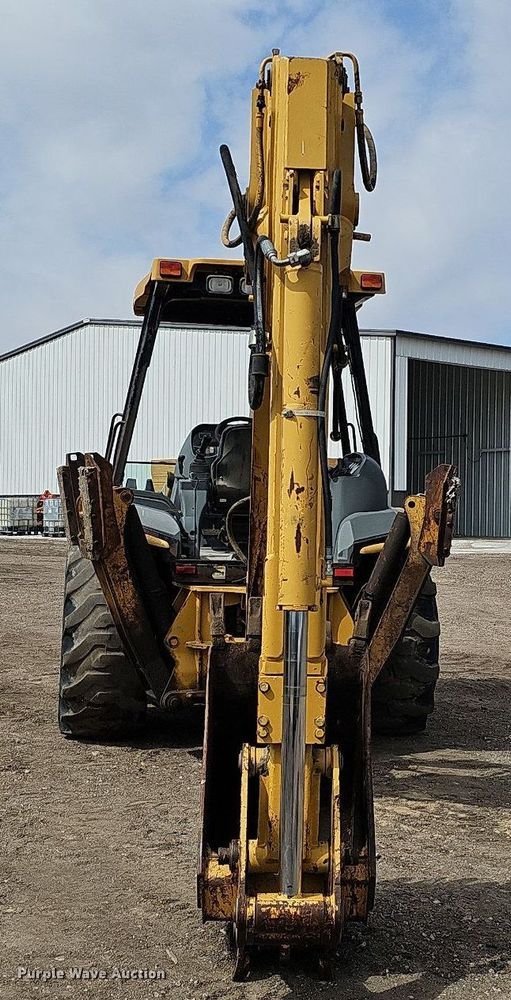 image for item DO4249 2002 Caterpillar 430D  backhoe