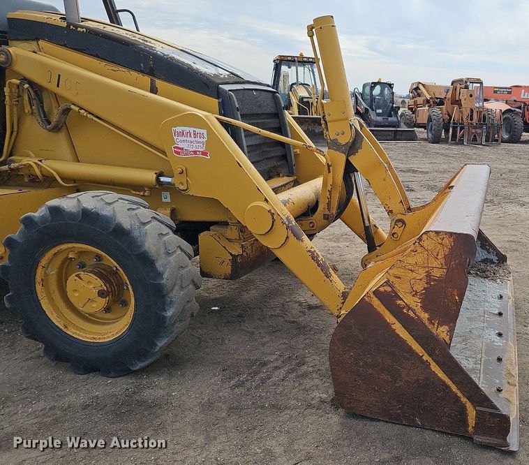 image for item DO4249 2002 Caterpillar 430D  backhoe