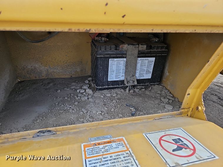 image for item DO4249 2002 Caterpillar 430D  backhoe