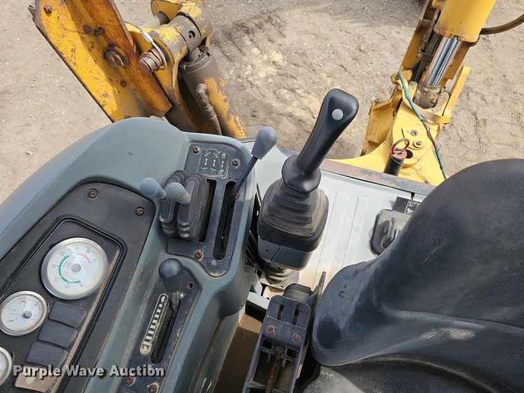 image for item DO4249 2002 Caterpillar 430D  backhoe