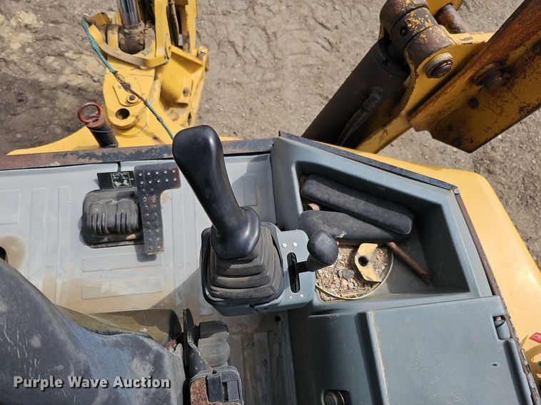 image for item DO4249 2002 Caterpillar 430D  backhoe