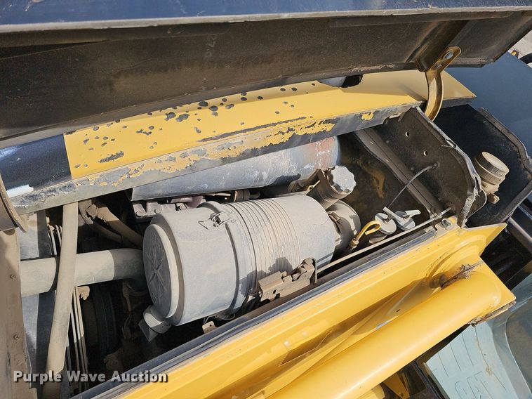 image for item DO4249 2002 Caterpillar 430D  backhoe