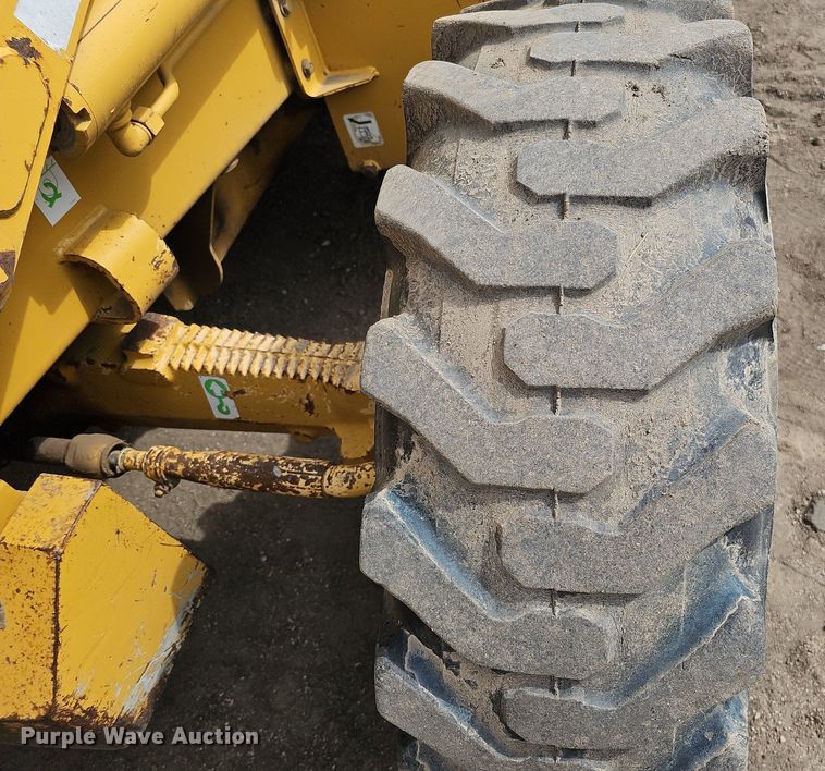 image for item DO4249 2002 Caterpillar 430D  backhoe