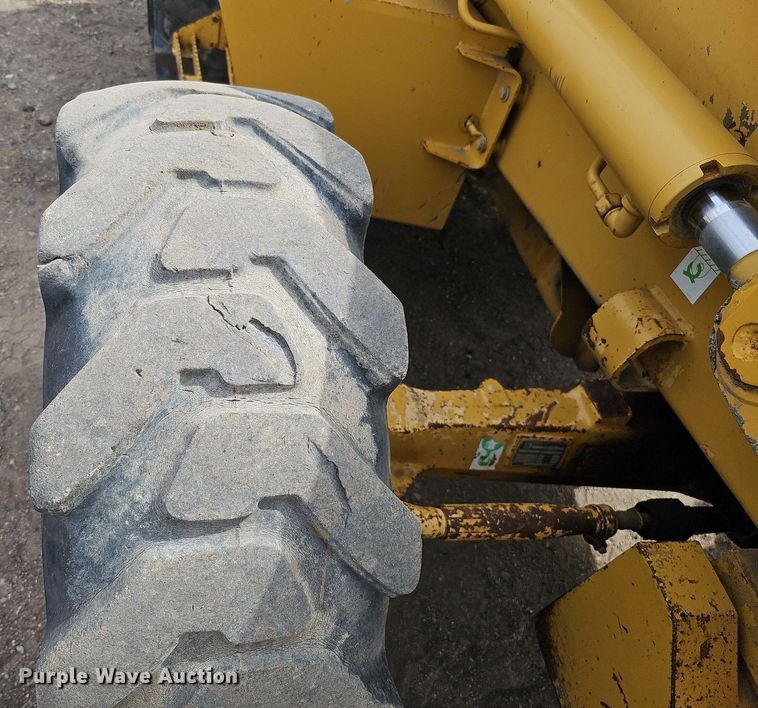 image for item DO4249 2002 Caterpillar 430D  backhoe