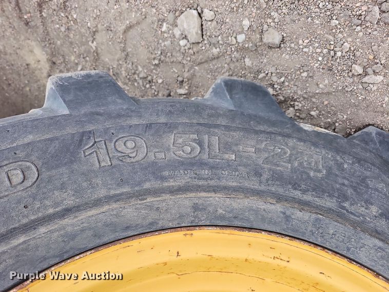 image for item DO4249 2002 Caterpillar 430D  backhoe