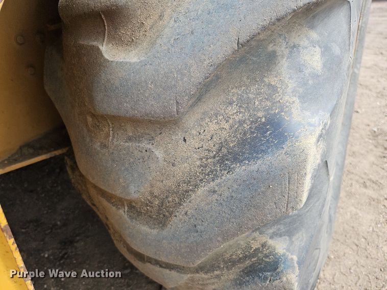 image for item DO4249 2002 Caterpillar 430D  backhoe