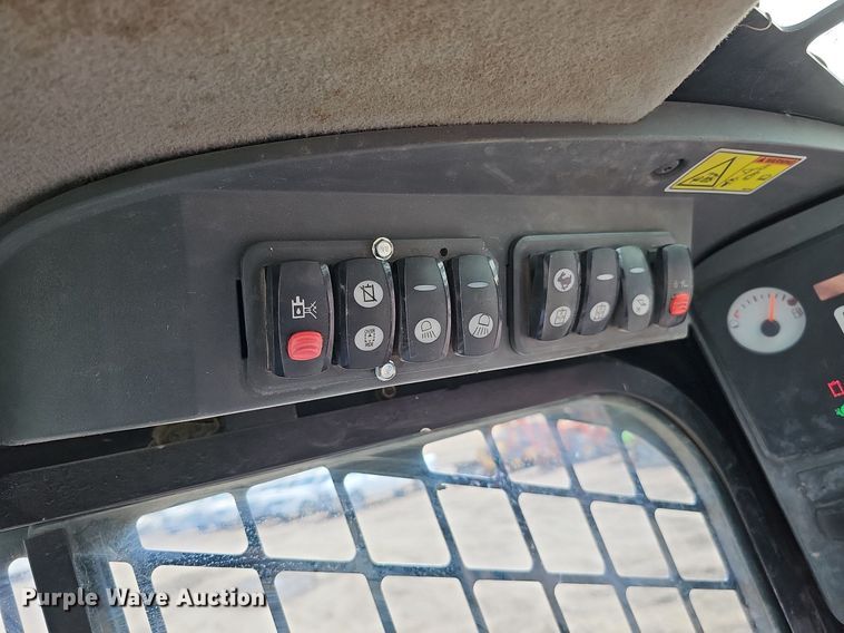 image for item DO4258 2010 Caterpillar 279C  tracked skid steer loader