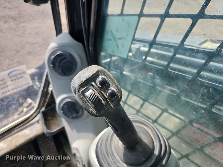 image for item DO4258 2010 Caterpillar 279C  tracked skid steer loader