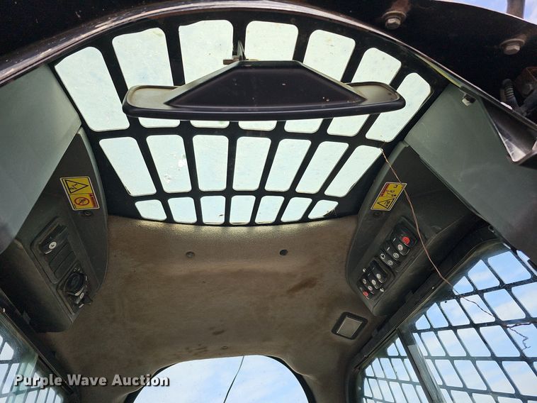 image for item DO4258 2010 Caterpillar 279C  tracked skid steer loader