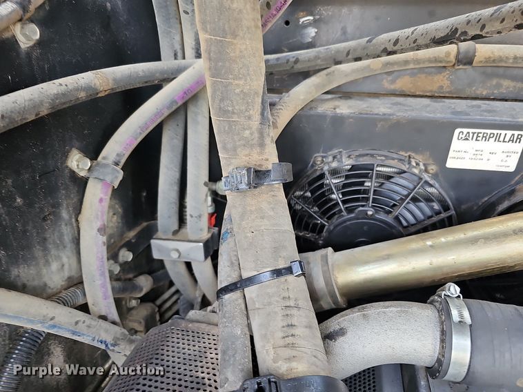 image for item DO4258 2010 Caterpillar 279C  tracked skid steer loader