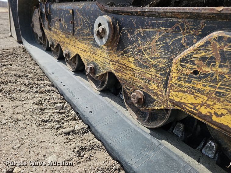 image for item DO4258 2010 Caterpillar 279C  tracked skid steer loader