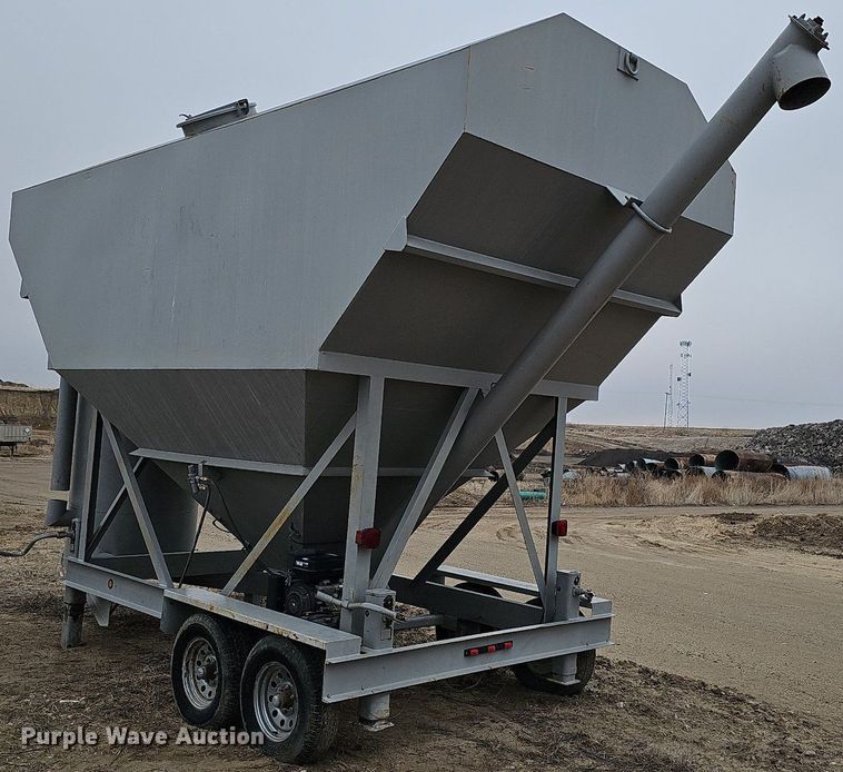 image for item DO4259 Mobile Concrete MT-200 LP  cement silo