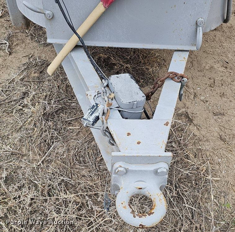 image for item DO4259 Mobile Concrete MT-200 LP  cement silo