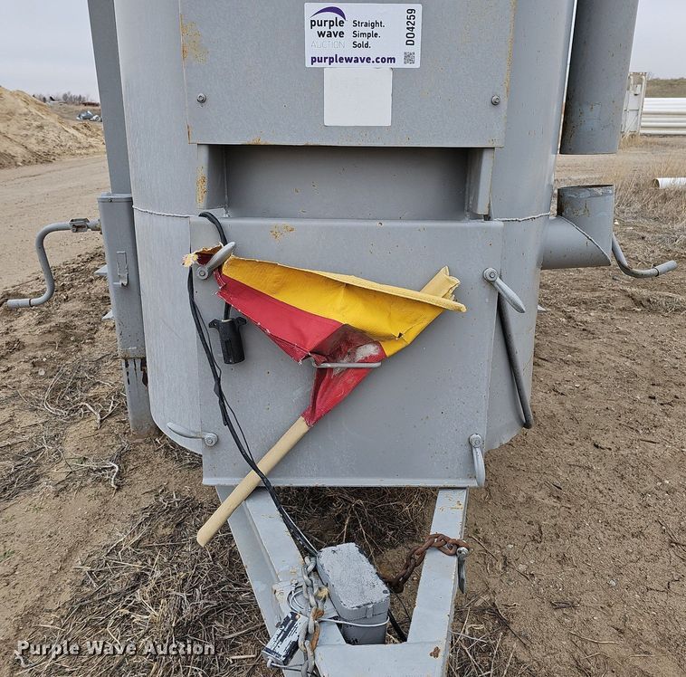 image for item DO4259 Mobile Concrete MT-200 LP  cement silo