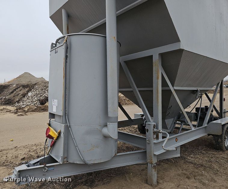 image for item DO4259 Mobile Concrete MT-200 LP  cement silo