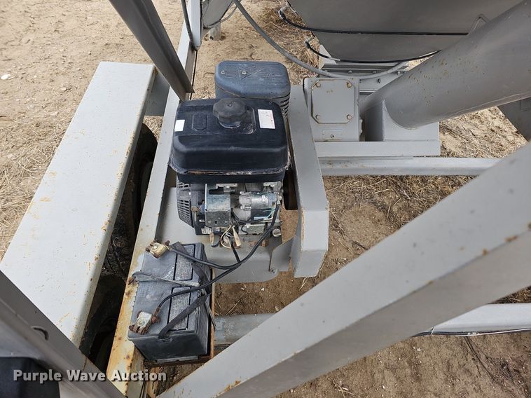 image for item DO4259 Mobile Concrete MT-200 LP  cement silo