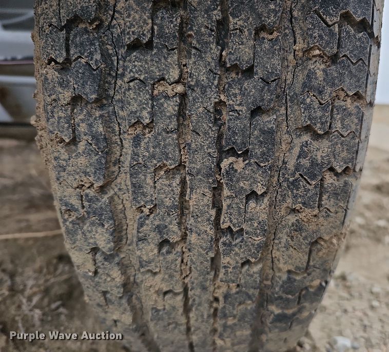 image for item DO4259 Mobile Concrete MT-200 LP  cement silo