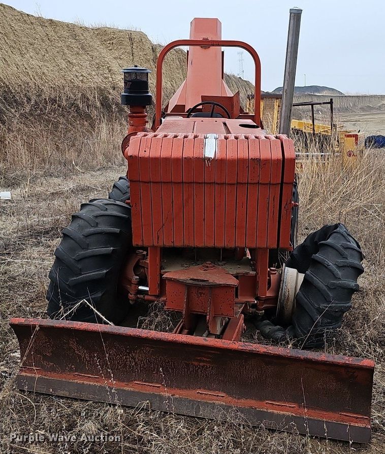 image for item DO4261 Ditch Witch 6510  rock saw