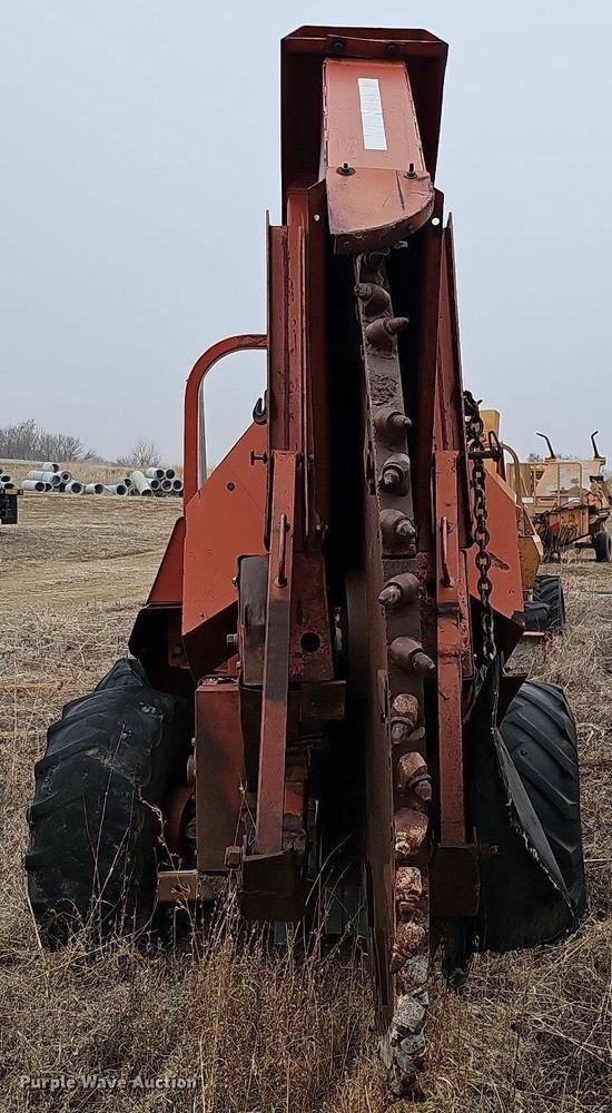 image for item DO4261 Ditch Witch 6510  rock saw