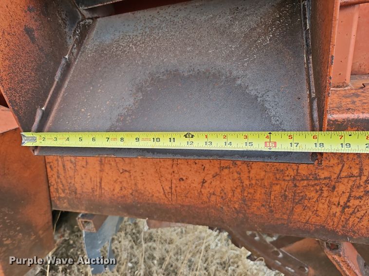 image for item DO4261 Ditch Witch 6510  rock saw