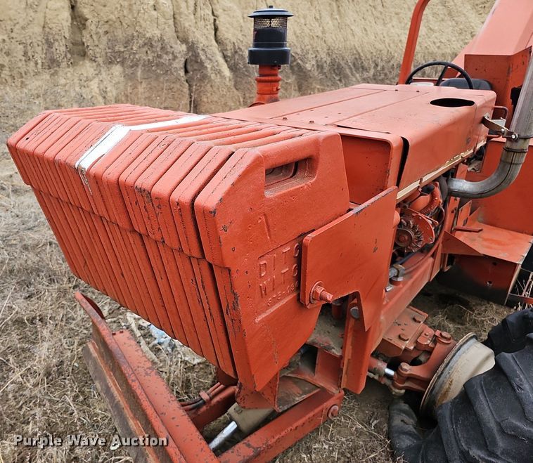 image for item DO4261 Ditch Witch 6510  rock saw