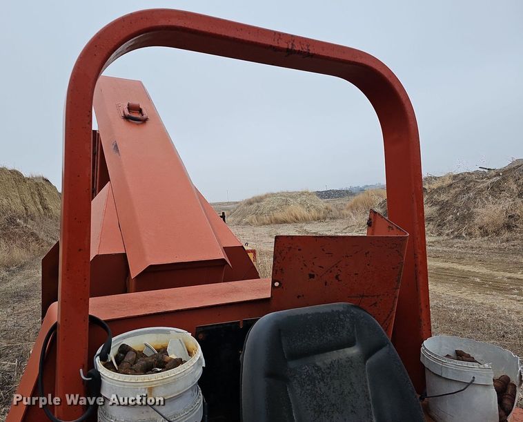 image for item DO4261 Ditch Witch 6510  rock saw